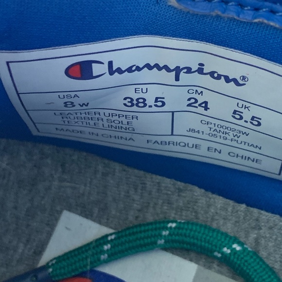 Shoes - Picture 2 of 8